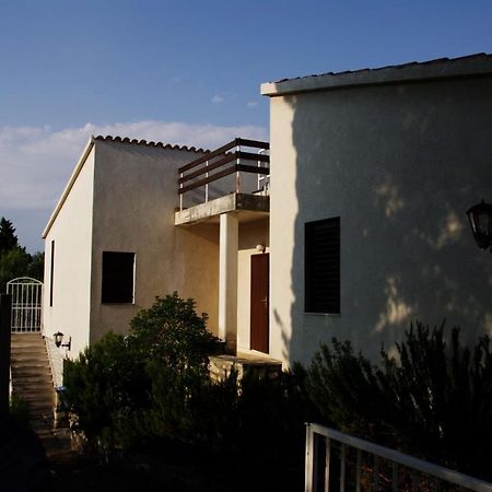 Apartament Shambala Supetar Zewnętrze zdjęcie