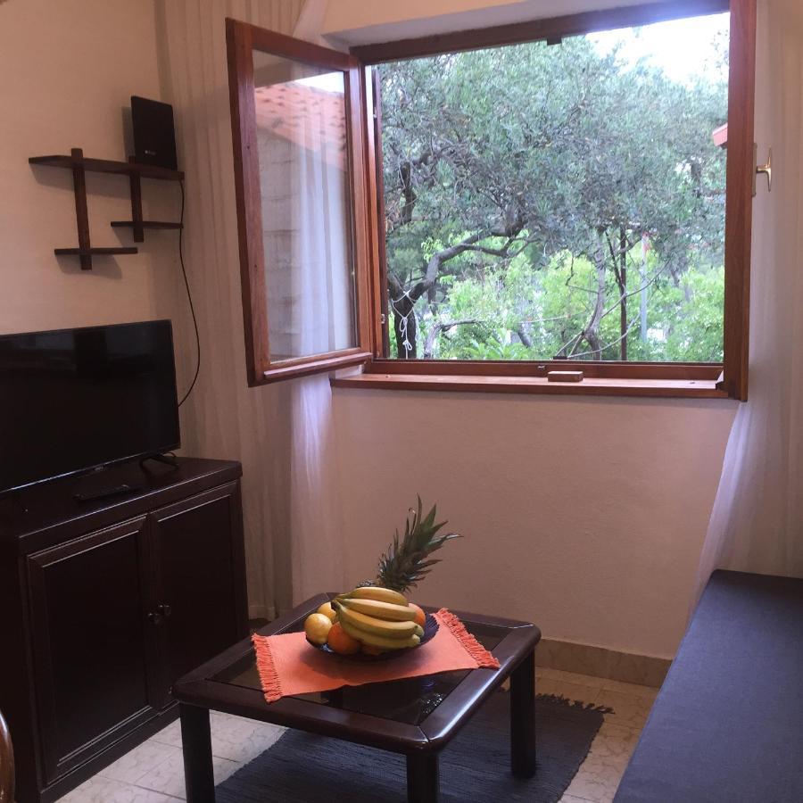 Apartament Shambala Supetar Zewnętrze zdjęcie